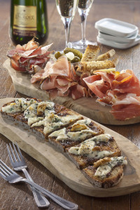 Tartine and charcuterie boardPORTRAIT